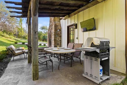 Cozy Two Bedroom Home On Canandaigua Lake in Rushville, USA