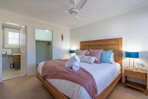 200m to Shellharbour Village - Calm Coastal Townhouse in Shellharbour