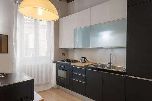 NEW! Design apartment 2 min from Spanish Steps, Roma (foto 5)