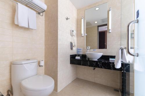 Standard Room image 3