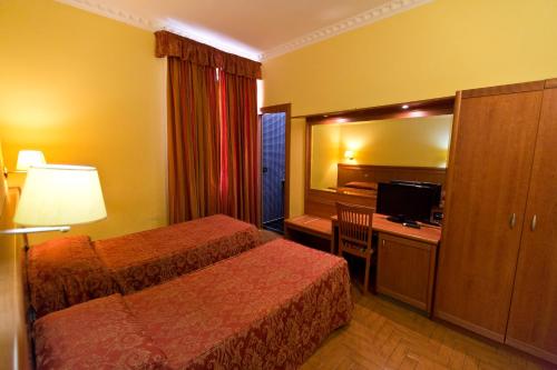 Hotel Lella - image 13