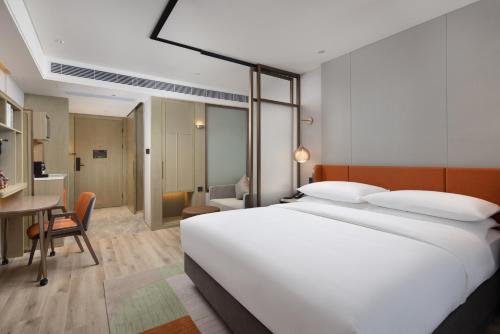 1 queen bed