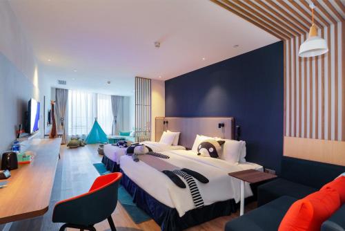 room detail thumbnail 0