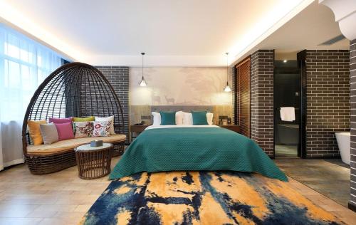 MEHOOD Hotel Xi'an Terracotta Warriors Huaqing Palace near Lishan National Forest Park