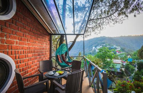 Supanti aplinka, Zone Connect by The Park Lansdowne in Lansdounas