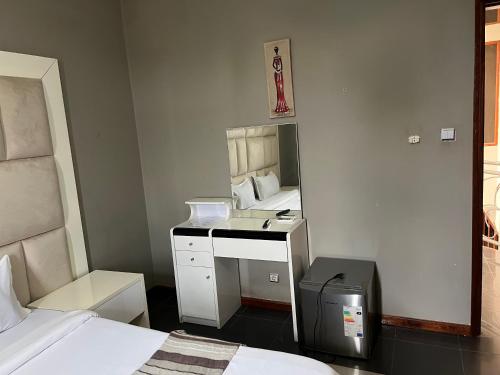 MATOLa HOUSe MATOLa HOUSe