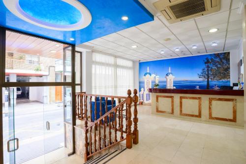 Hotel Mareny Benidorm - image 5