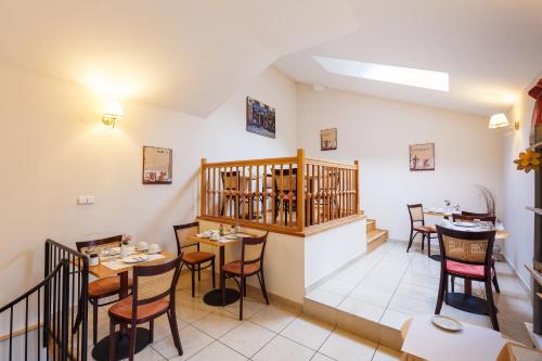 Hotel Maltezský Kříž - image 11