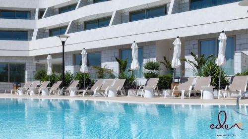 סוויטה משפחתית מרווחת עם נוף לים - By Edomlux in Eilat