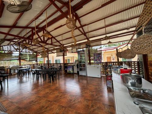 Restaurant, Villa Skanderbeg Guest House Talaudyong Beach near Nagtabon Beach