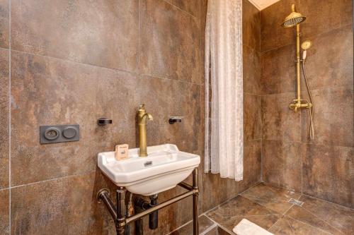 Ideal 2BD 2BTH by Gare de Lyon - image 2