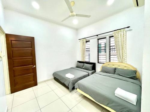 8 Guest Assam House 1 8 Mins to Town 8 Guest Assam House 1 8 Mins to Town