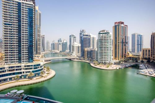 Blueground Bay Central pool gym balcony DXB-853, Dubai (foto 5)