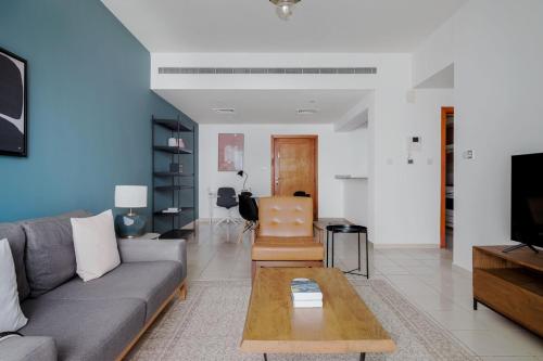 Blueground Greens city view furnished DXB-1533, Dubai (foto 3)