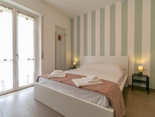 Turati Family Apartment Balcone e posto auto