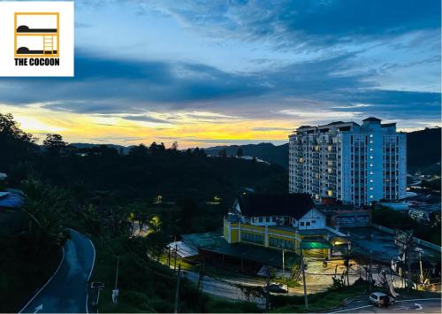 The Cocoon Capsule Hotel near Sungai Palas BOH Tea Plantation