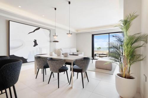 BRAND NEW Luxury 2Bd Velaya Beachfront RDR442 in Estepona