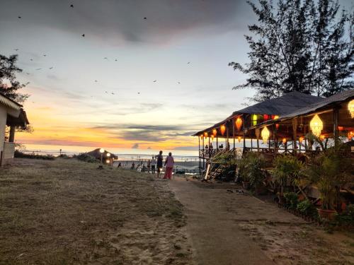 Restaurant, Dunes Holiday Village in Mandrem
