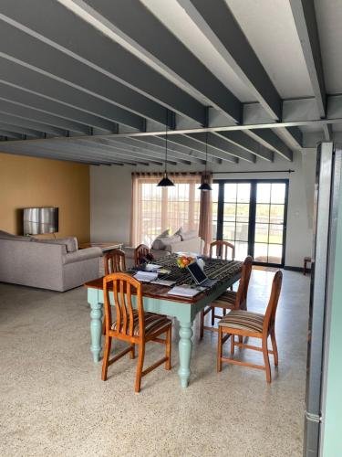Fynbos Guest Houses in Hopefield