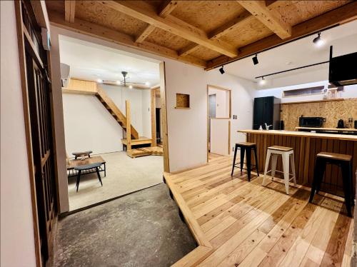 kök, ゲストハウスSLOW HOUSE okuizumo (ゲストハウスSLOW HOUSE okuizumo) in Yasugi