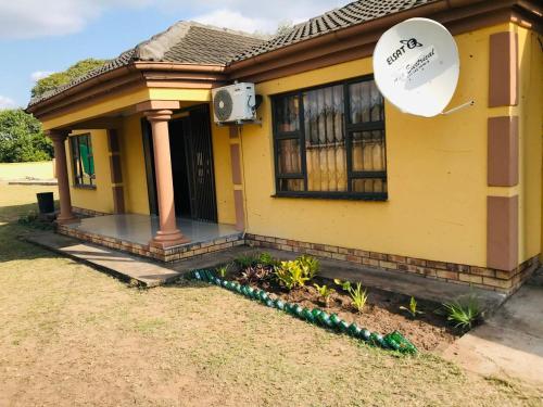 Sqalo Guest House in St. Lucia Mtubatuba