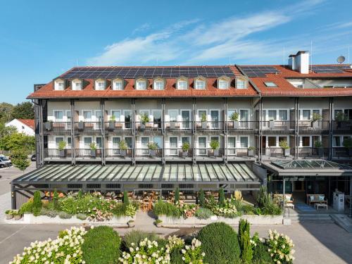 Bauer Hotel & Restaurant