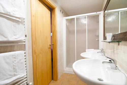 Hostal Parque Natural - image 4