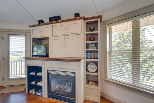 Millersburg Getaway with Amish Country Views! Millersburg Getaway with Amish Country Views!