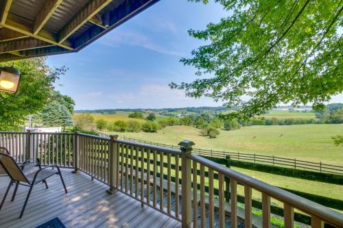 Peaceful Amish Country Getaway with Views! in Millersburg, Vereinigte Staaten von Amerika