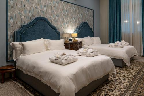 The Monarch Hotel Room Type - Deluxe Family Room