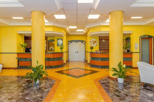 Hotel Terme Luna - 로비