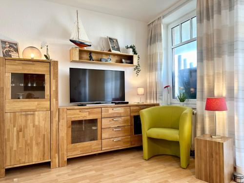 One-Bedroom Apartment with Terrace