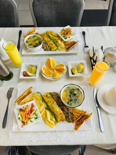 MATOLa HOUSe MATOLa HOUSe