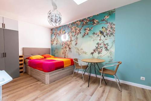 Gare du Nord Confortable pied à terre avec patio, Paris