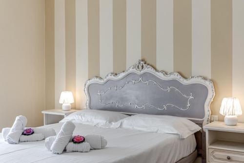 Flora - Sweet Dreams in Florence 4