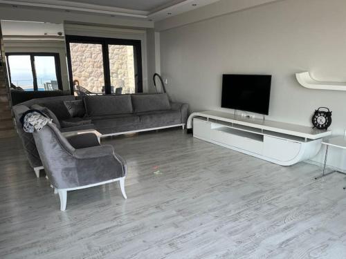 Villa with private pool and sea view, Dikili (foto 10)