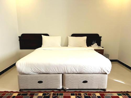 Al Afiah Corniche Hotel Apartment in Sur