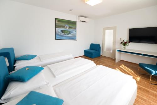 KSV Hotel Wien – Vienna, NY