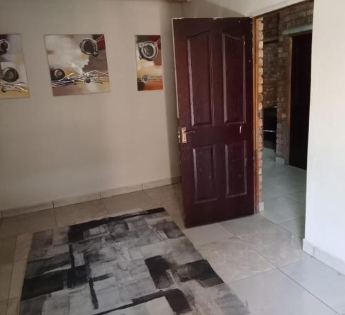 Secunda BackPackers in Secunda