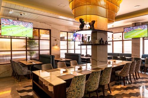 President Hotel - Restaurant