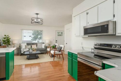Sunset Cottage - Mtn and Sunset views, GREAT location in Chattanooga, USA