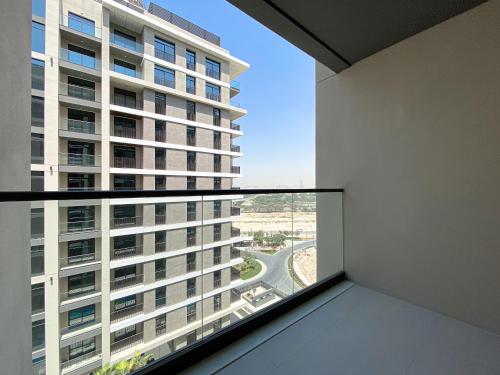 Wilton Terrace Charm- Stylish 1-Bedroom in MBR City With a Pool View - image 13