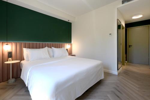 Luna Residence Room Type - Double Room