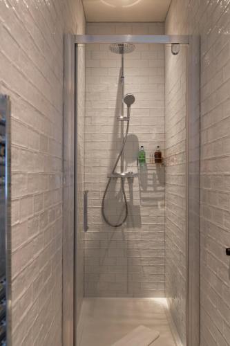 The Pilot Inn - image 13