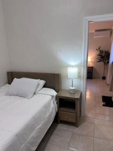 Hotel Mision Ferrer in Ejido Eréndira