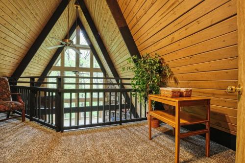 View, Bear Is Buellers Day off in Gatlinburg (TN)