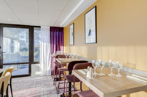 Brit Hotel Caen Nord - Mémorial - image 12