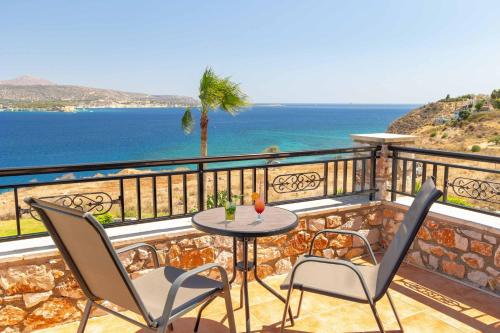 Facilities, Villa Forteza in Keramies