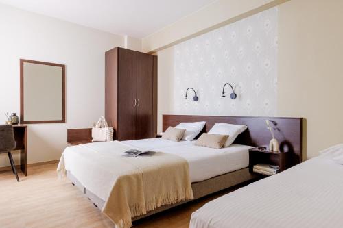 Hotel Corner House - image 11