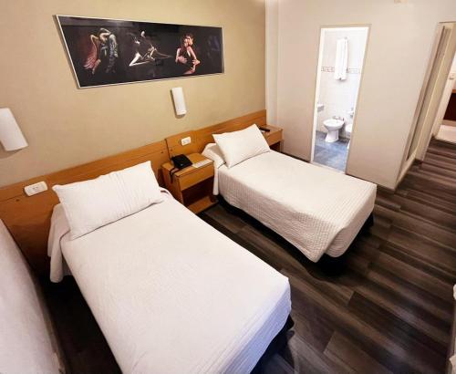 Sarmiento Palace Hotel - image 4